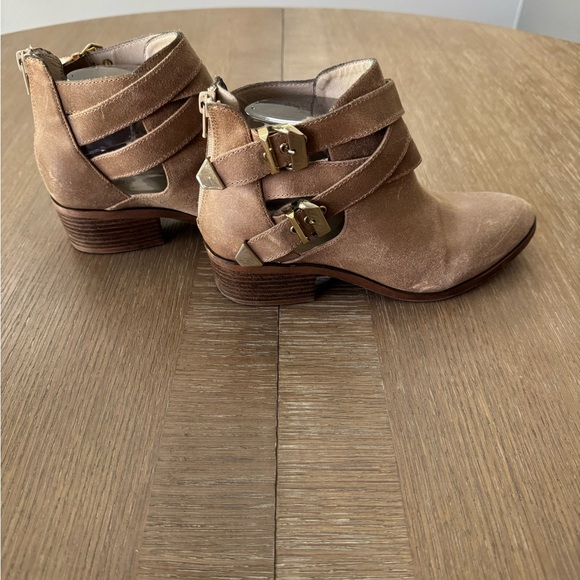 Seychelles Scoundrel Learher Taupe Ankle Booties Sz 7 - Picture 5 of 12